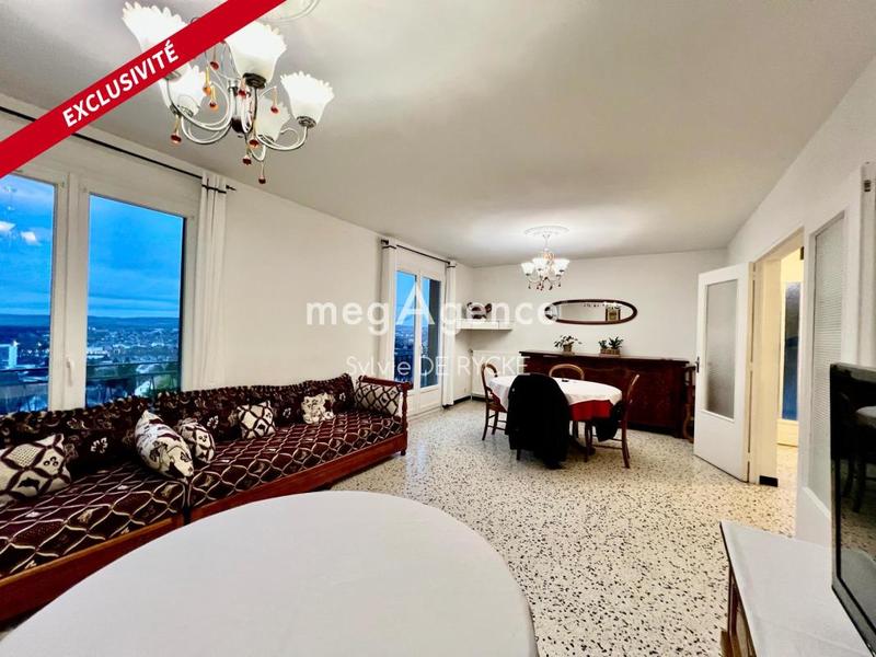 Maison - 138 m² - 5 pièces