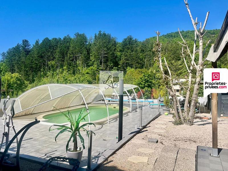 Maison - 175 m² - 5 pièces