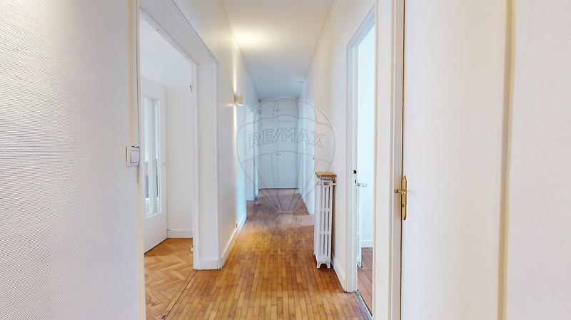 Appartement - 105 m² - 5 pièces