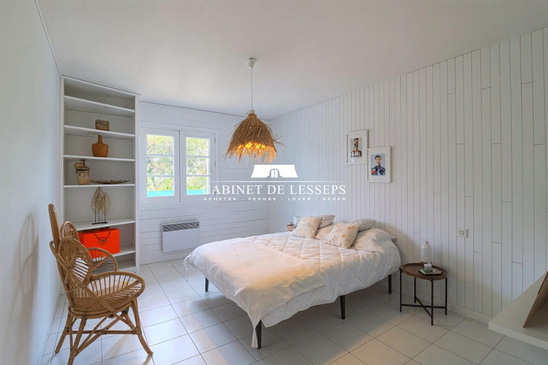 Maison - 140 m² - 6 pièces