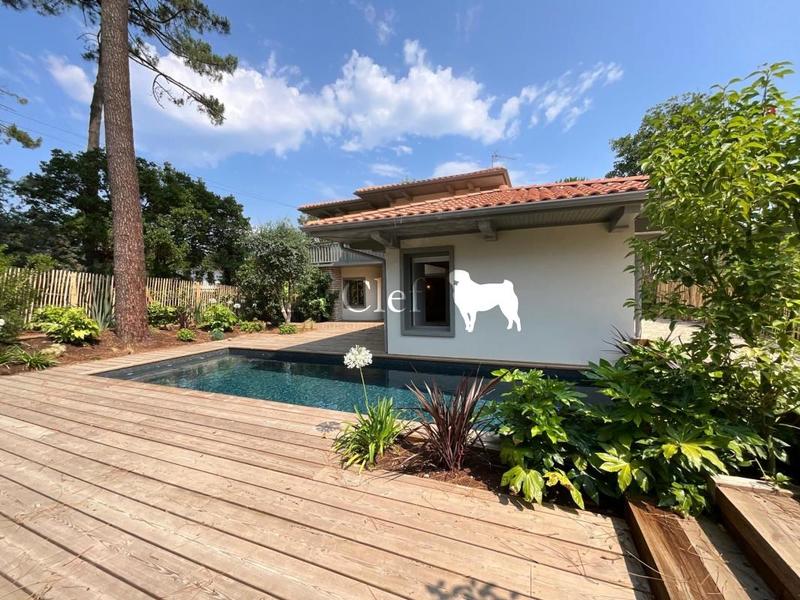 Villa - 174 m² - 7 pièces