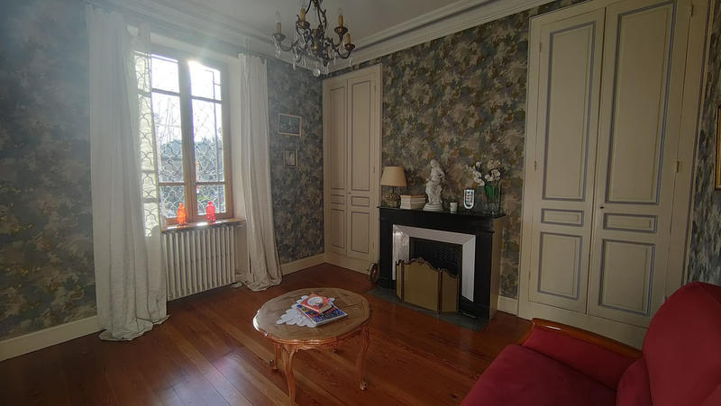 Maison bourgeoise - 137 m² - 6 pièces