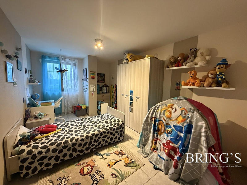 Maison - 273 m² - 7 pièces