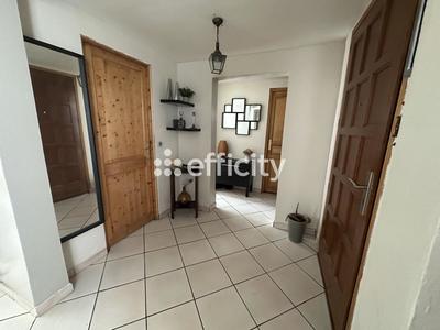 Maison - 153 m² - 7 pièces