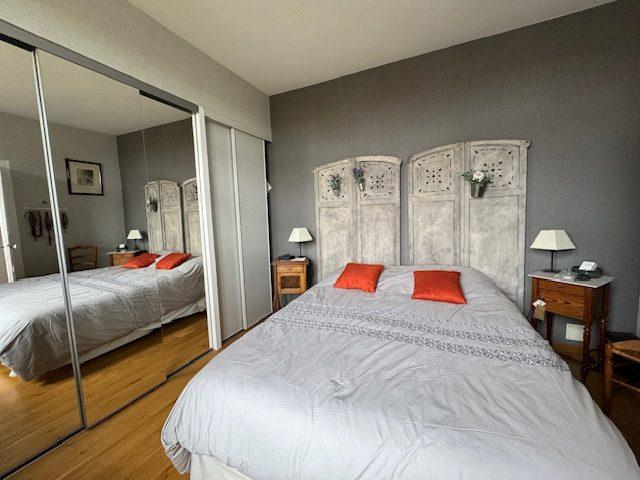 Maison - 166 m² - 8 pièces