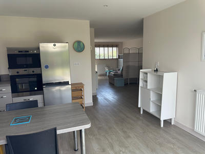 Maison - 97 m² - 3 pièces