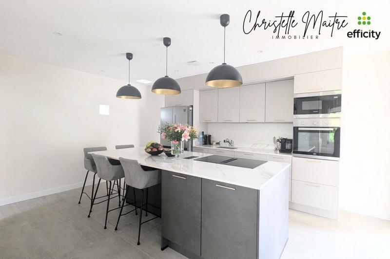 Maison - 113 m² - 5 pièces