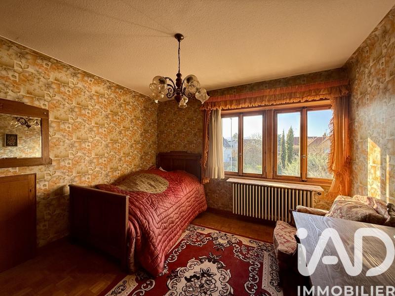 Maison - 210 m² - 8 pièces