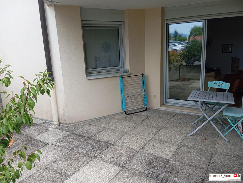 Appartement - 80 m² - 3 pièces