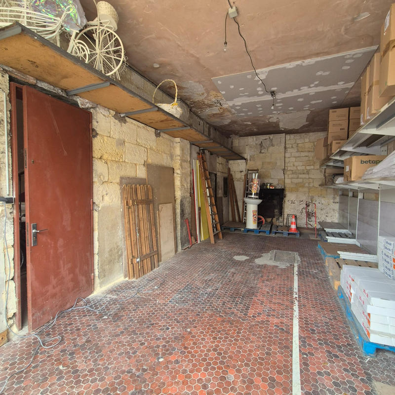 Local commercial - 112 m²