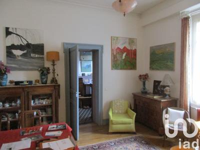 Maison - 328 m² - 10 pièces
