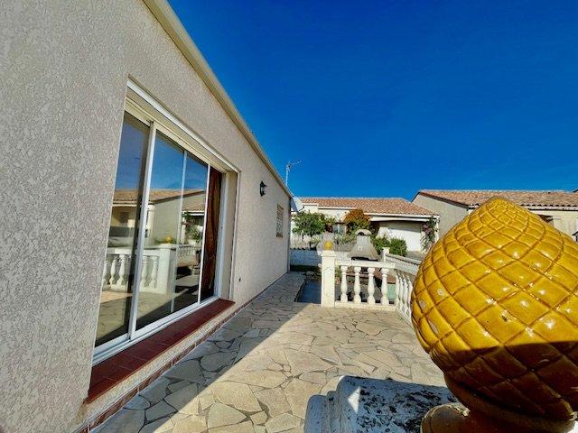 Villa - 100 m² - 3 pièces