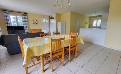 Maison - 92 m² - 4 pièces