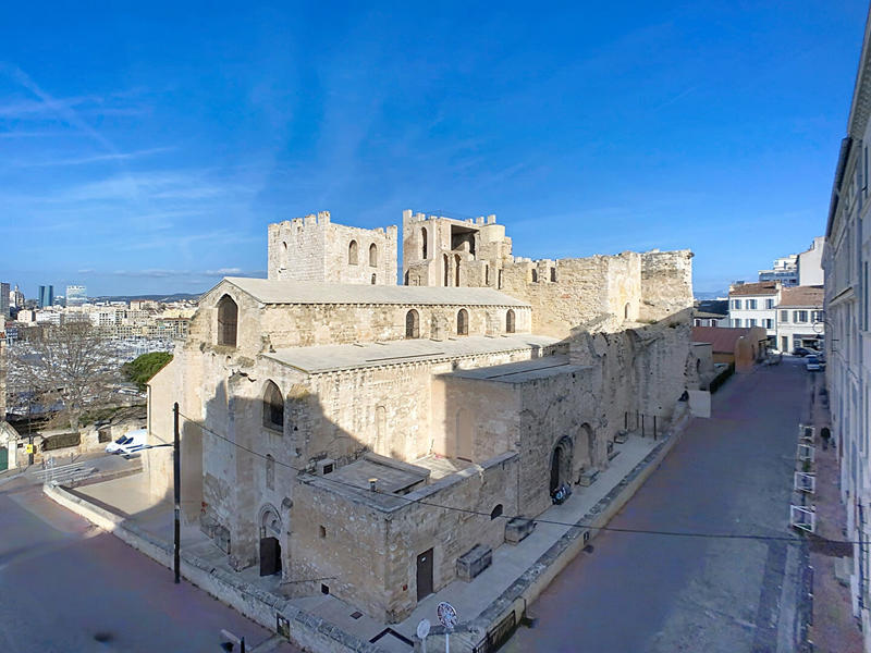 Appartement - 135 m² - 5 pièces