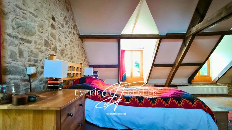 Maison - 320 m² - 6 pièces