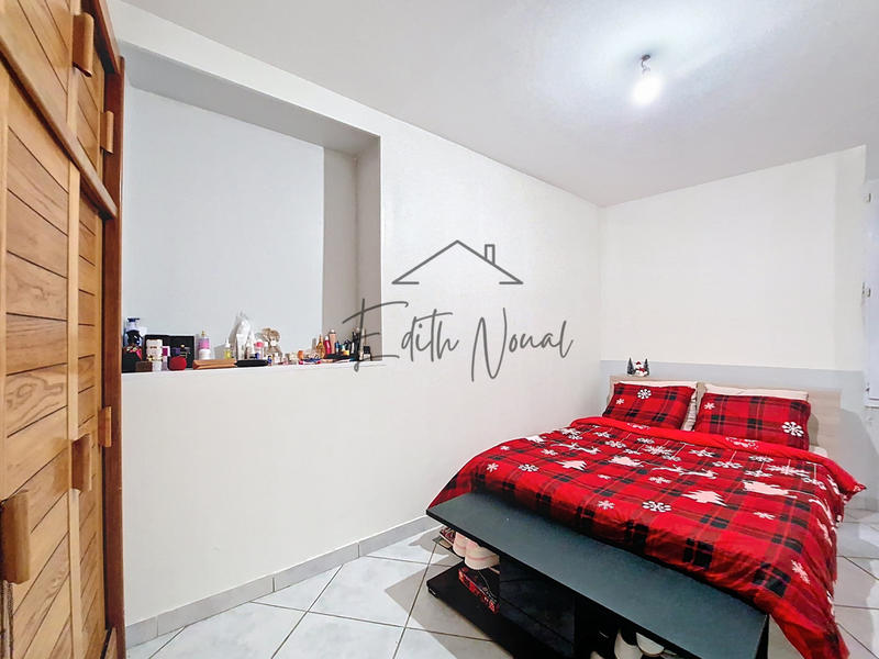 Appartement - 160 m² - 8 pièces