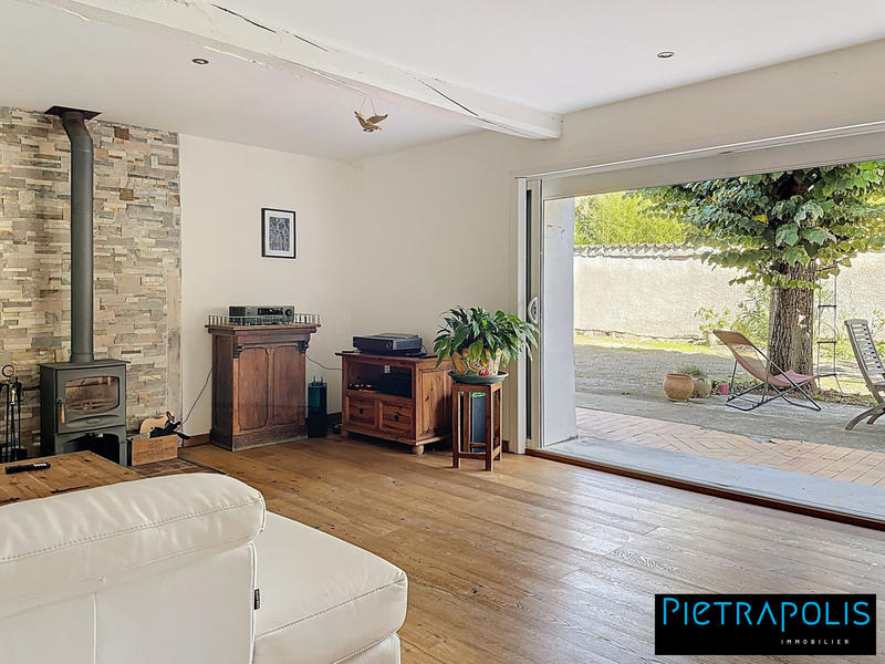 Maison - 269 m² - 7 pièces