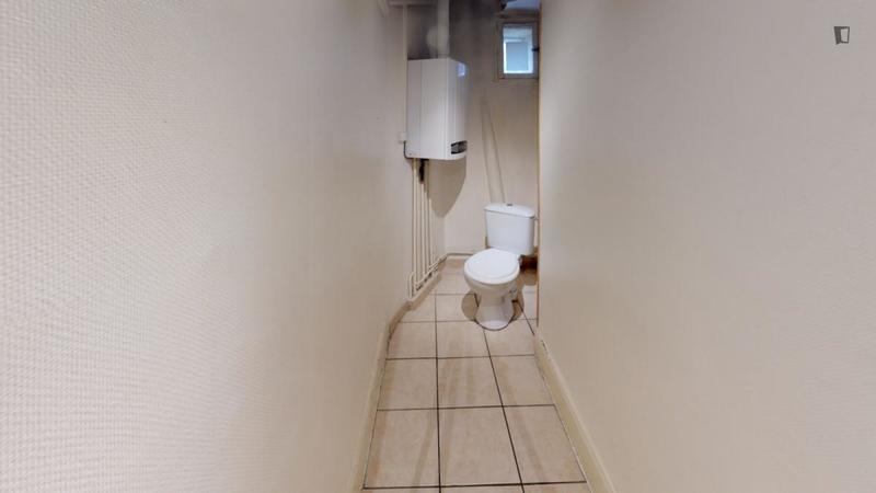 Chambre - 24 m² - 5 pièces