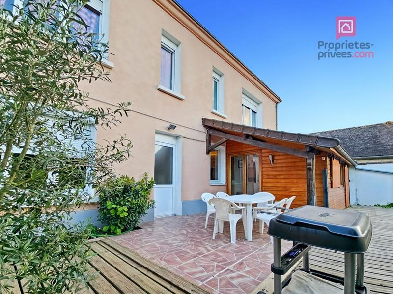 Maison - 233 m² - 7 pièces