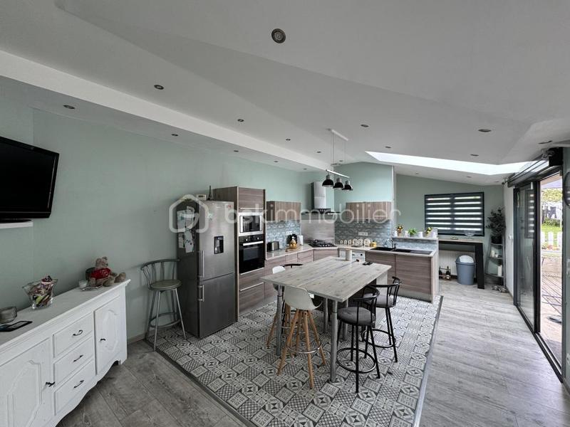 Maison - 145 m² - 6 pièces