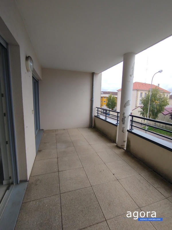 Appartement - 84 m² - 3 pièces