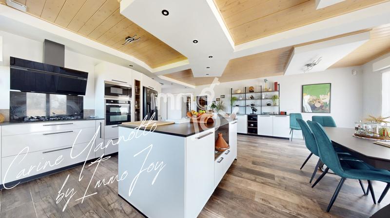 Propriété - 600 m² - 14 pièces