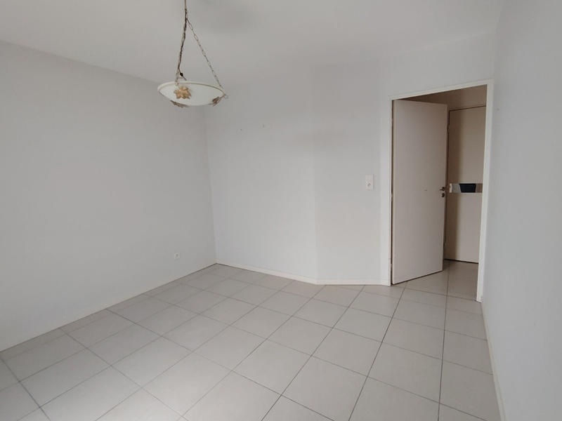 Appartement - 95 m² - 3 pièces