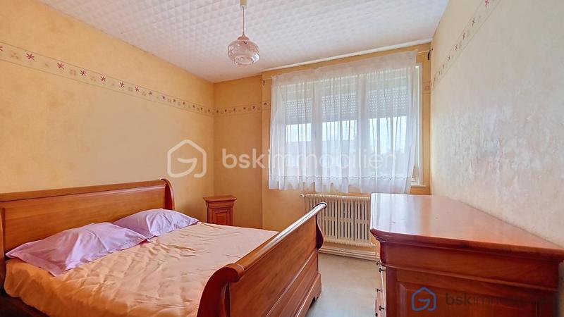 Maison traditionnelle - 100 m² - 6 pièces