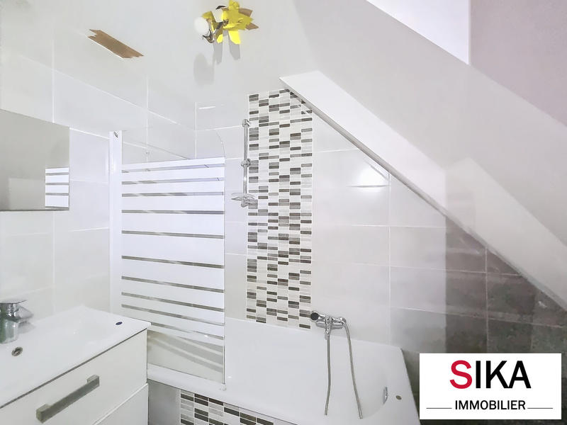 Maison - 87 m² - 5 pièces