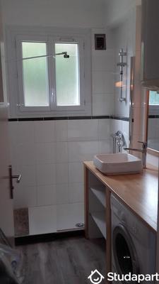 Chambre - 9 m² - 1 pièce