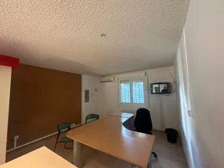 Bureau - 173 m² - 5 pièces