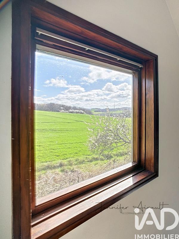 Maison - 163 m² - 7 pièces