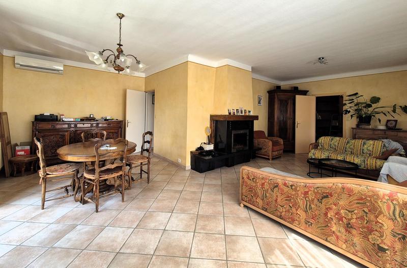 Maison - 193 m² - 5 pièces