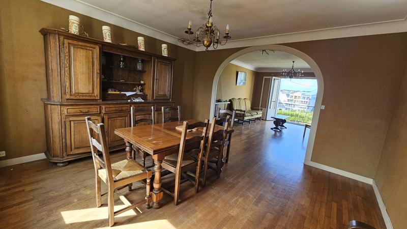 Maison - 147 m² - 5 pièces