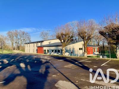 Immeuble - 937 m²