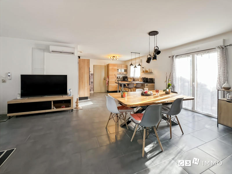 Maison contemporaine - 91 m² - 4 pièces