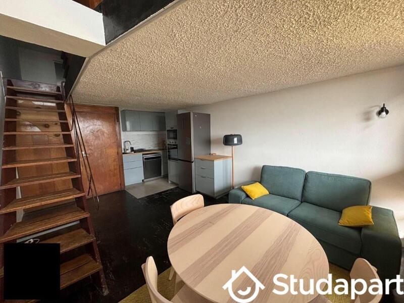 Chambre - 11 m² - 1 pièce