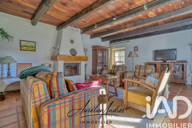 Maison - 214 m² - 6 pièces