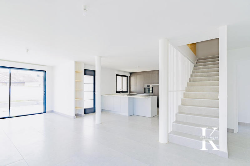 Maison - 165 m² - 7 pièces