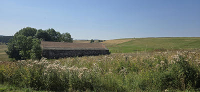 Ferme - 500 m² - 2 pièces