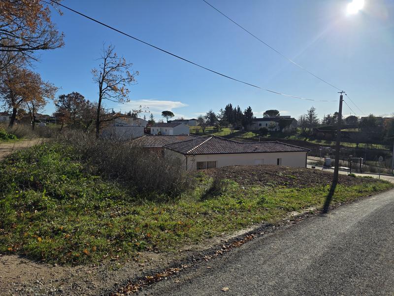 Terrain constructible - 602 m²