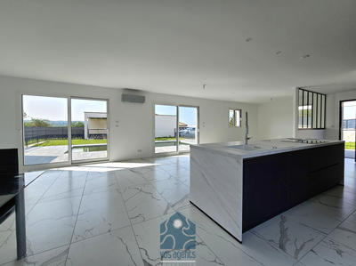 Villa - 133 m² - 4 pièces