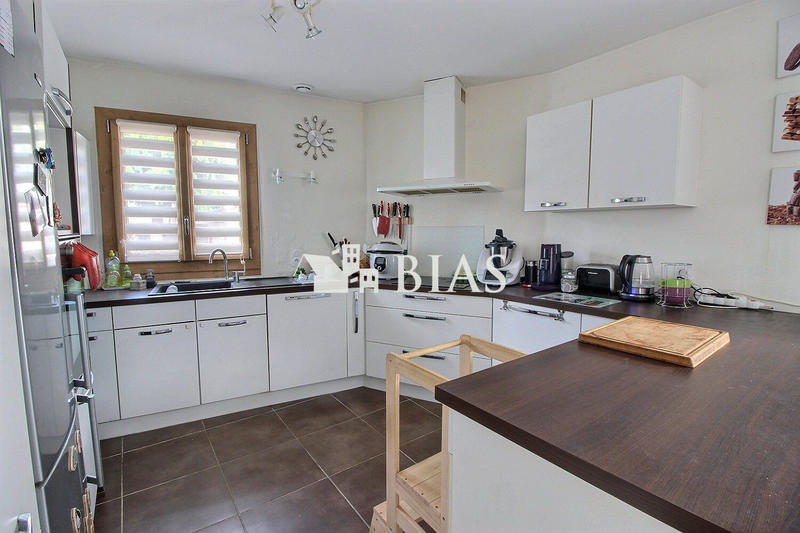 Maison - 88 m² - 3 pièces