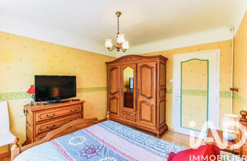 Maison - 227 m² - 8 pièces