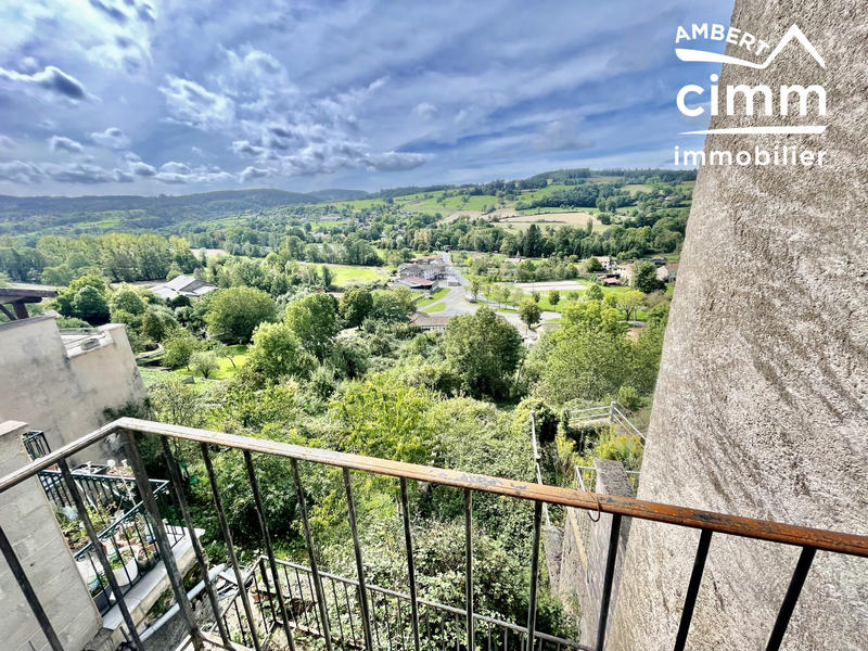 Maison - 136 m² - 10 pièces