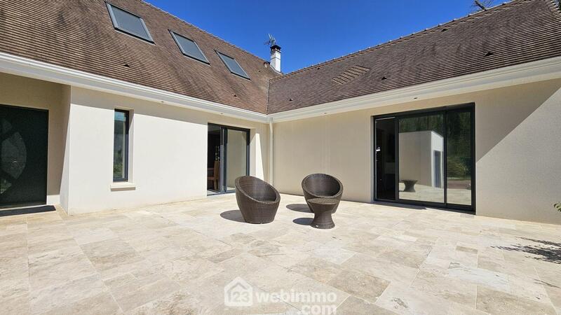 Maison - 169 m² - 7 pièces
