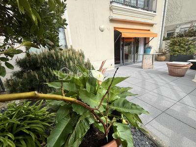 Appartement - 87 m² - 3 pièces