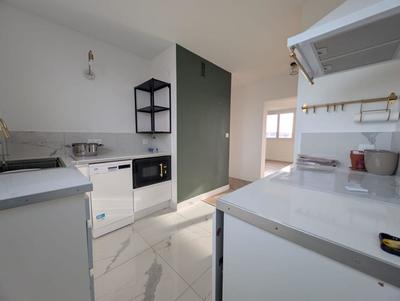 Appartement - 75 m² - 4 pièces