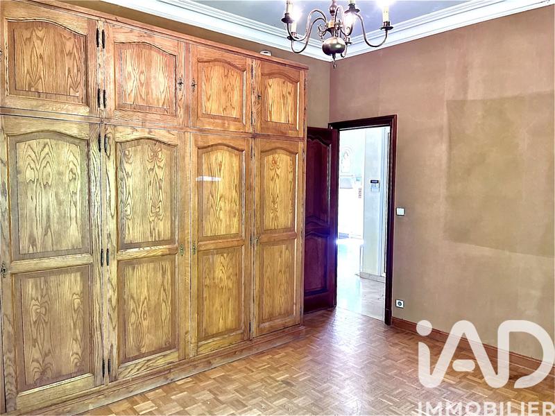 Maison - 334 m² - 9 pièces