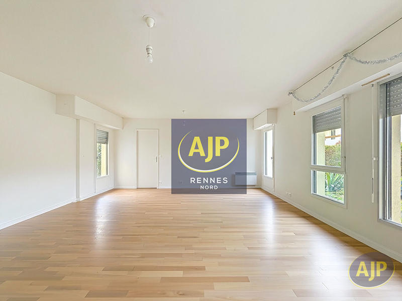 Appartement - 112 m² - 5 pièces